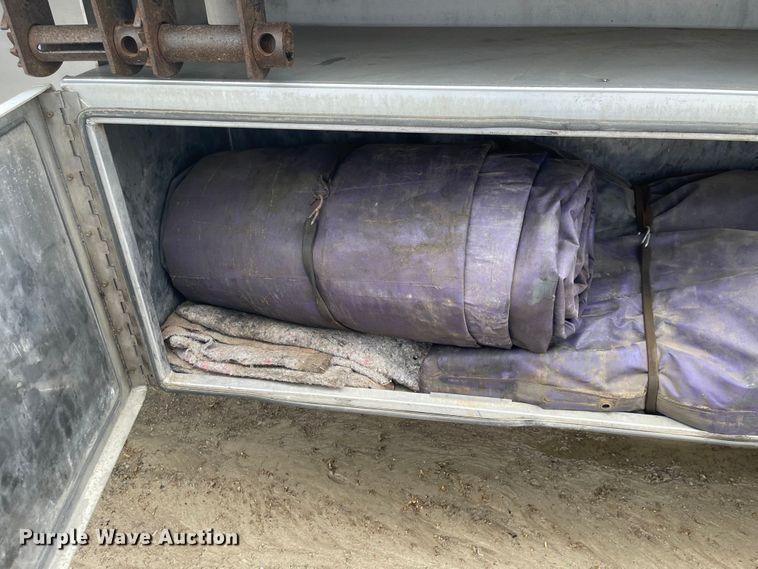 image for item MJ9669 2015 Kruz RAFB-53-102  flatbed trailer