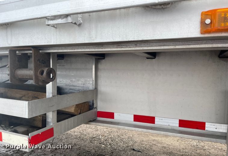 image for item MJ9669 2015 Kruz RAFB-53-102  flatbed trailer