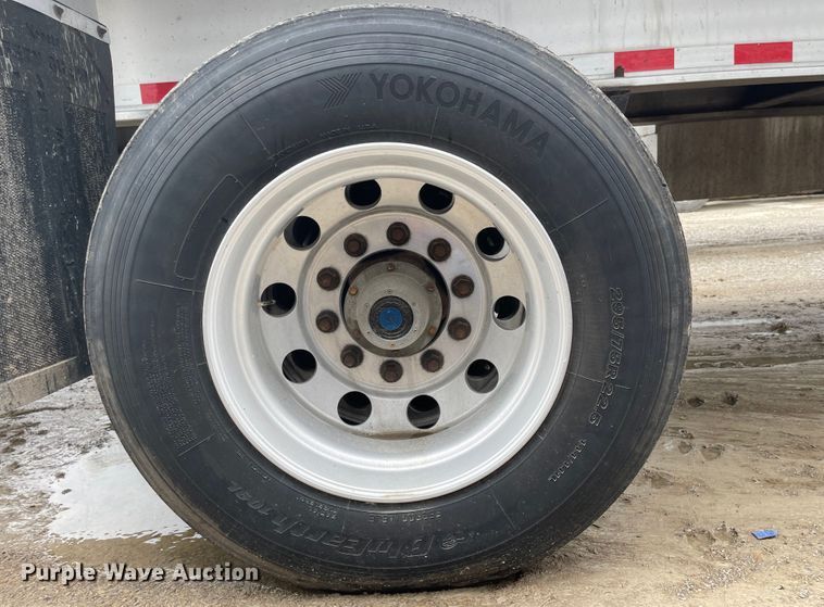 image for item MJ9669 2015 Kruz RAFB-53-102  flatbed trailer