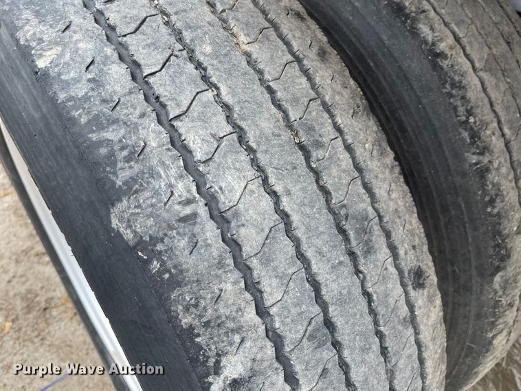 image for item MJ9669 2015 Kruz RAFB-53-102  flatbed trailer