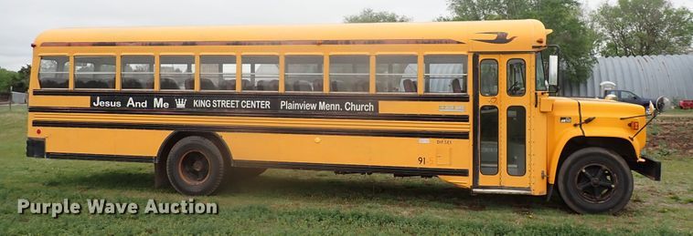 image for item DI1915 1991 Chevrolet  school bus