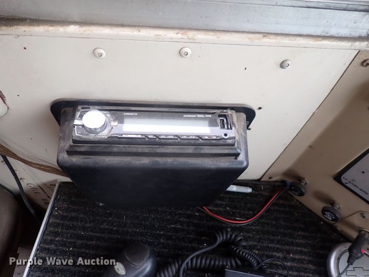 image for item DI1915 1991 Chevrolet  school bus