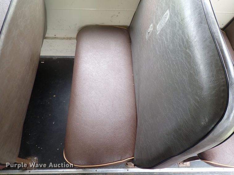 image for item DI1915 1991 Chevrolet  school bus