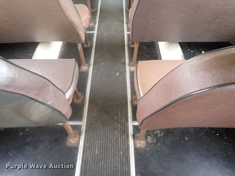 image for item DI1915 1991 Chevrolet  school bus