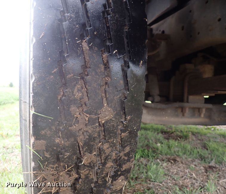 image for item DI1915 1991 Chevrolet  school bus