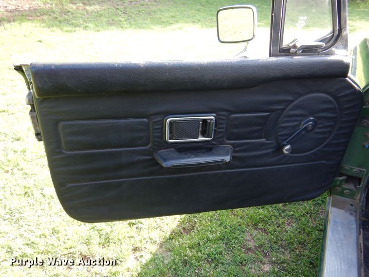 image for item DK0917 1977 MG MGB  convertible