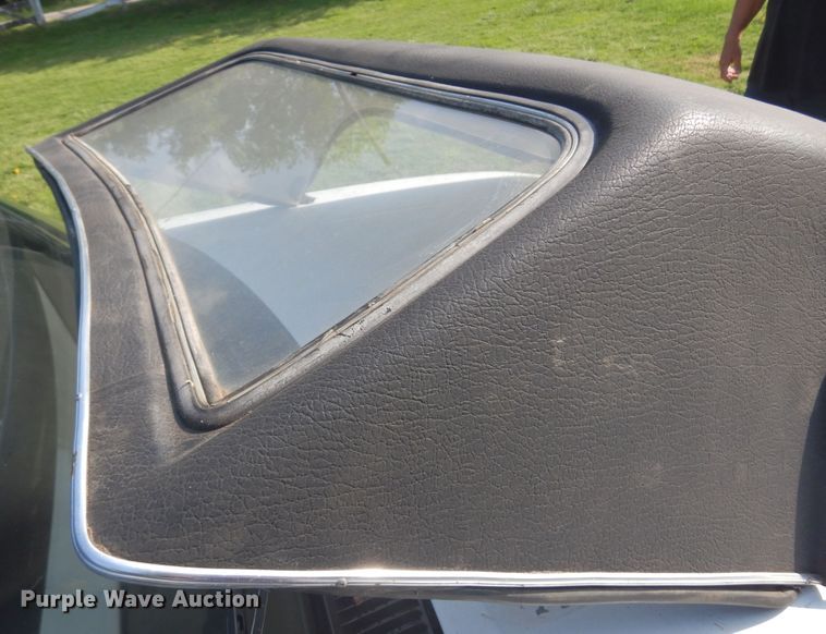 image for item DK0917 1977 MG MGB  convertible