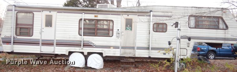 image for item DK3172 1986 Coachmen Classic  camper