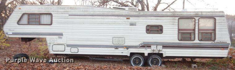 image for item DK3172 1986 Coachmen Classic  camper