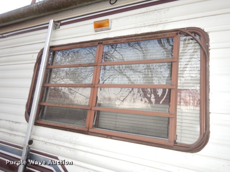 image for item DK3172 1986 Coachmen Classic  camper