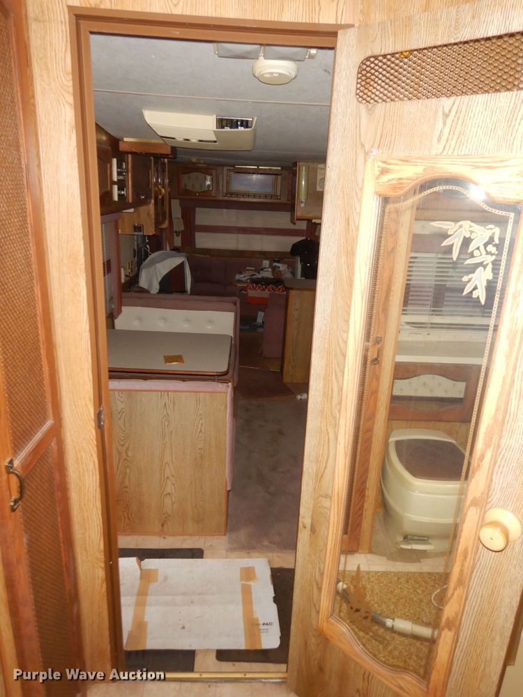 image for item DK3172 1986 Coachmen Classic  camper