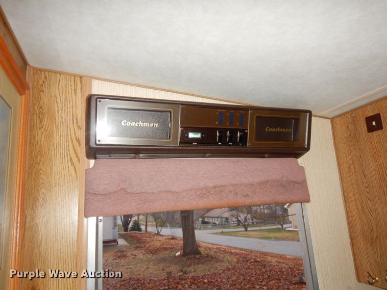 image for item DK3172 1986 Coachmen Classic  camper