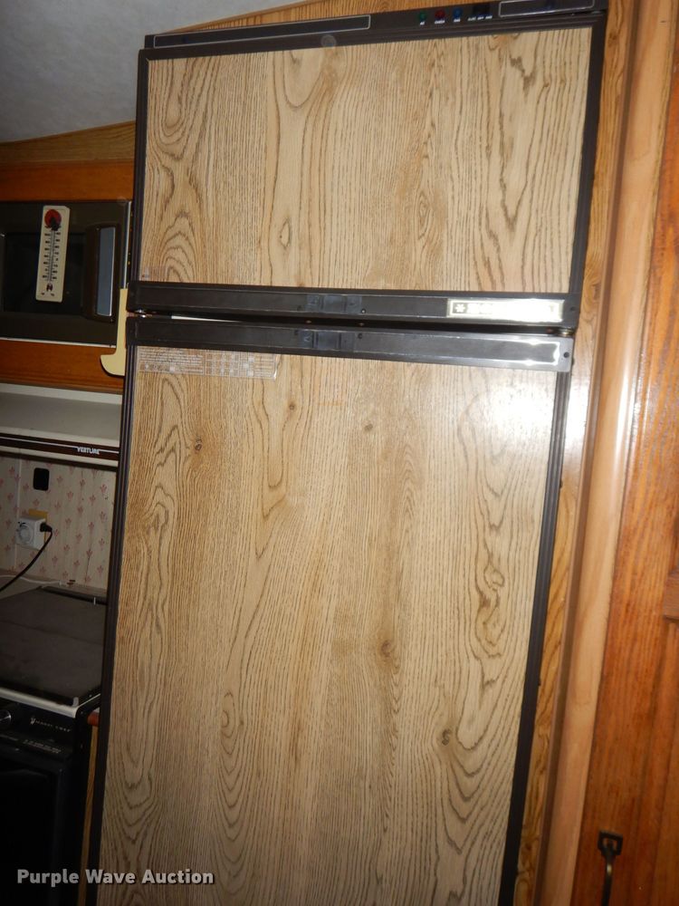image for item DK3172 1986 Coachmen Classic  camper