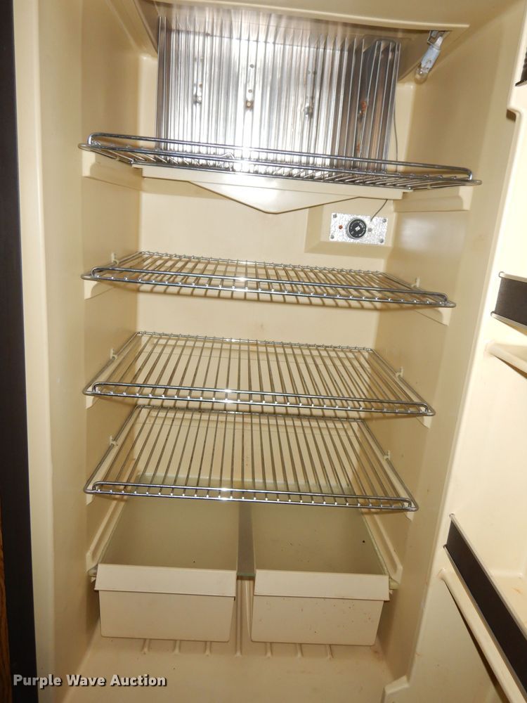 image for item DK3172 1986 Coachmen Classic  camper