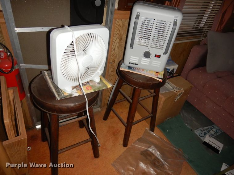 image for item DK3172 1986 Coachmen Classic  camper