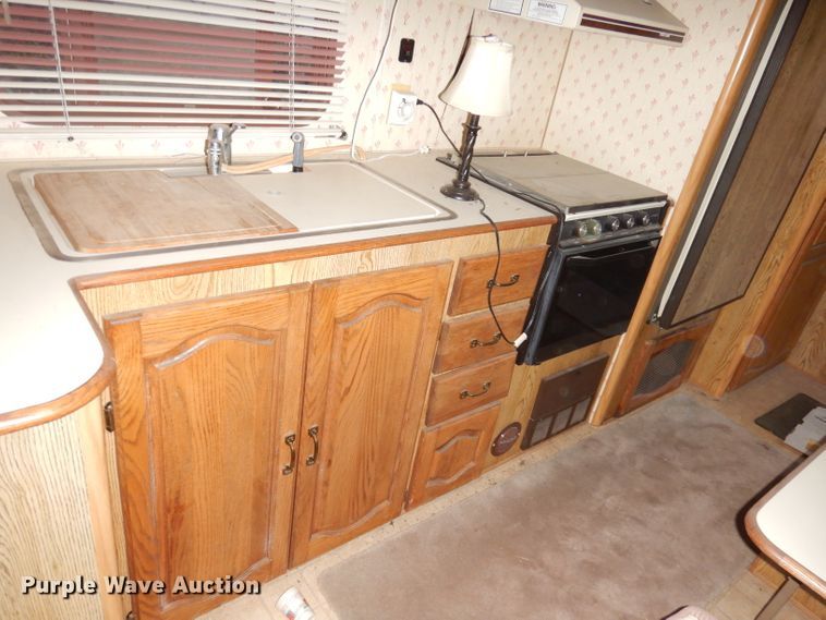 image for item DK3172 1986 Coachmen Classic  camper