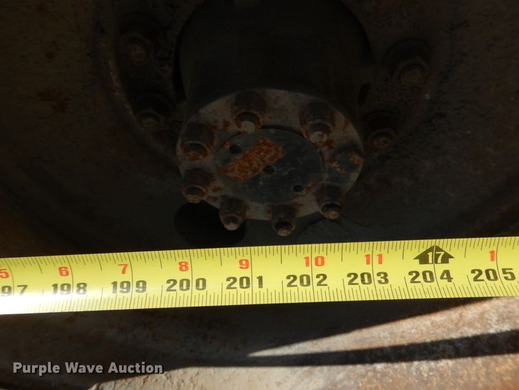 image for item DK3653 2004 Ford F650 Super Duty  truck cab and chassis