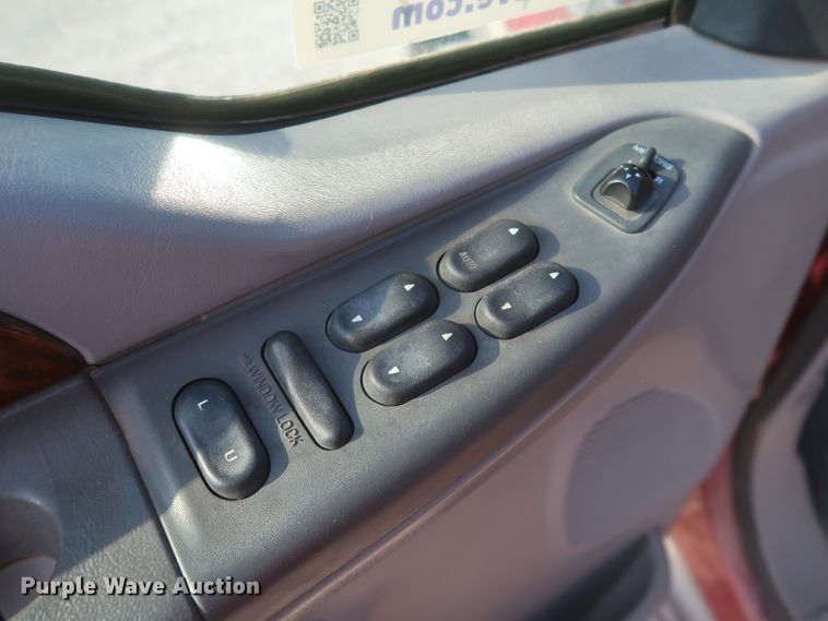 image for item DK3695 2000 Ford Excursion Limited  SUV