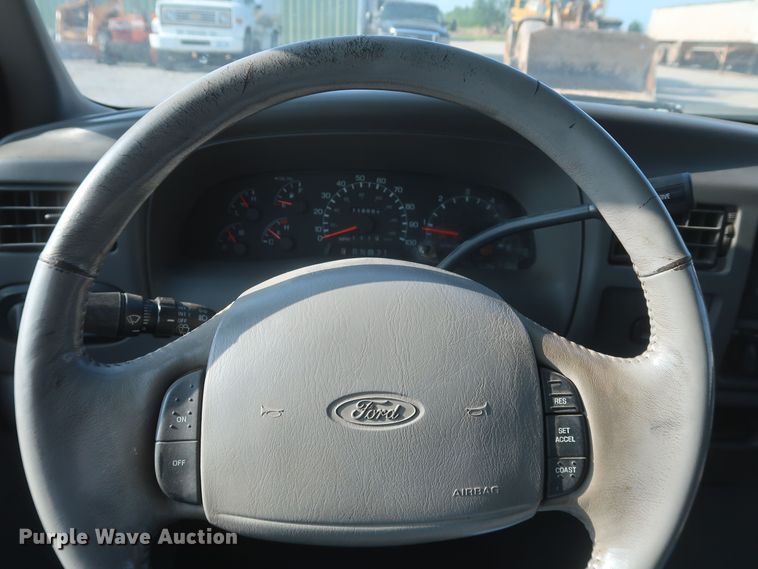 image for item DK3695 2000 Ford Excursion Limited  SUV