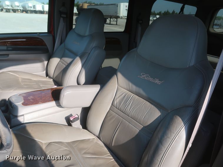 image for item DK3695 2000 Ford Excursion Limited  SUV