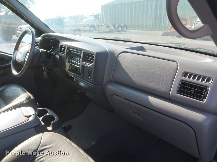 image for item DK3695 2000 Ford Excursion Limited  SUV