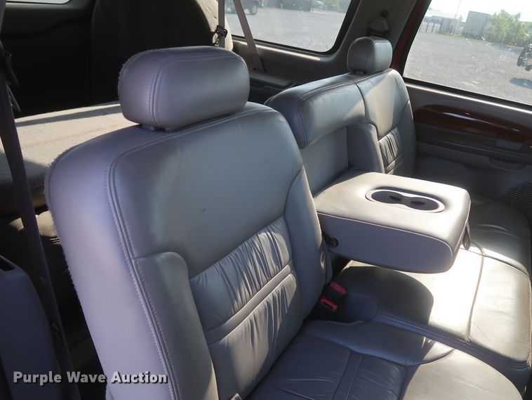 image for item DK3695 2000 Ford Excursion Limited  SUV