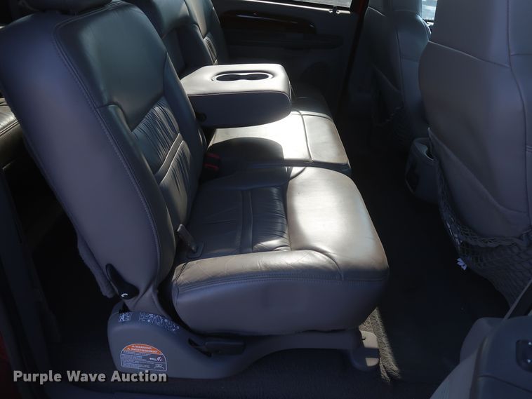 image for item DK3695 2000 Ford Excursion Limited  SUV