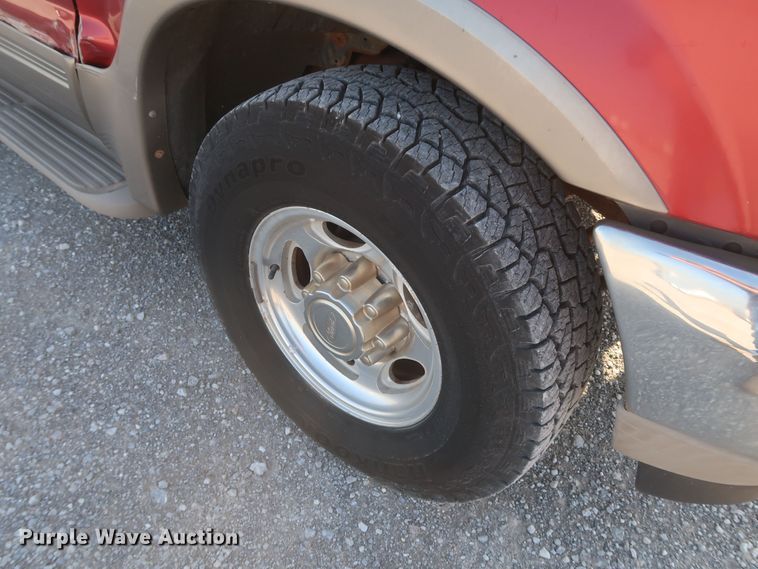 image for item DK3695 2000 Ford Excursion Limited  SUV