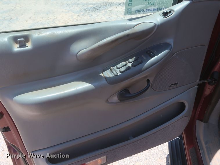 image for item DK3707 1997 Ford Expedition Eddie Bauer  SUV