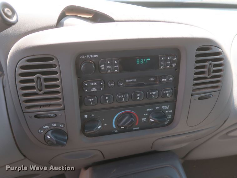 image for item DK3707 1997 Ford Expedition Eddie Bauer  SUV