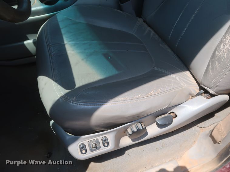 image for item DK3707 1997 Ford Expedition Eddie Bauer  SUV