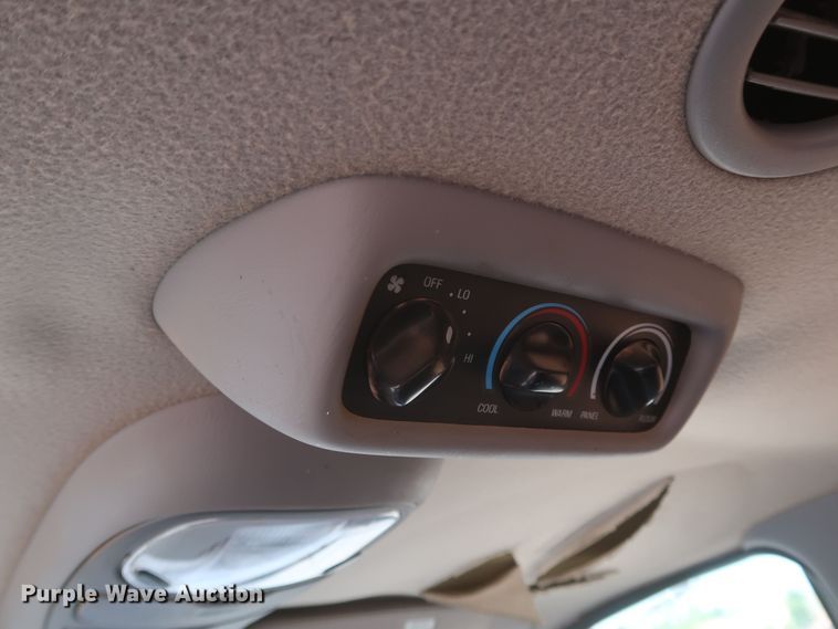 image for item DK3707 1997 Ford Expedition Eddie Bauer  SUV