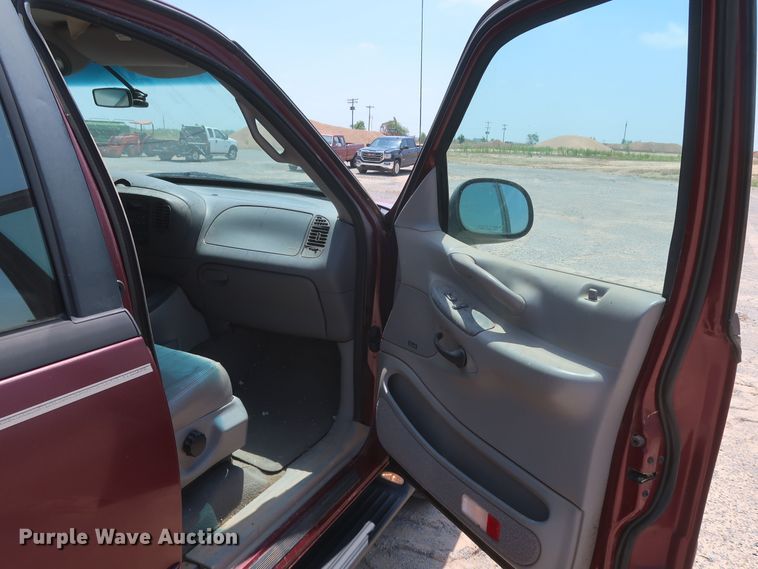 image for item DK3707 1997 Ford Expedition Eddie Bauer  SUV