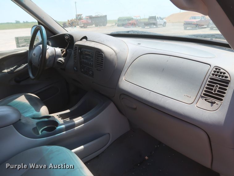 image for item DK3707 1997 Ford Expedition Eddie Bauer  SUV