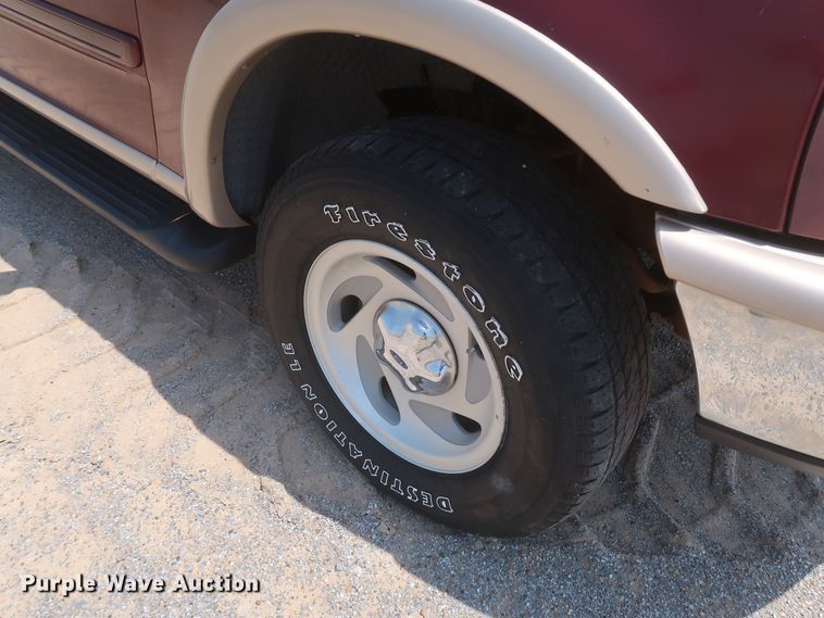 image for item DK3707 1997 Ford Expedition Eddie Bauer  SUV