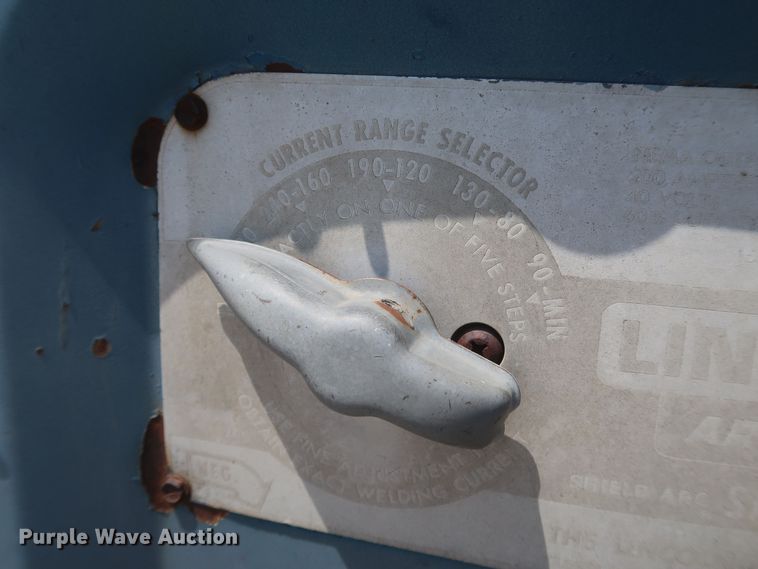 image for item DK3713 Lincoln SA-200  welder