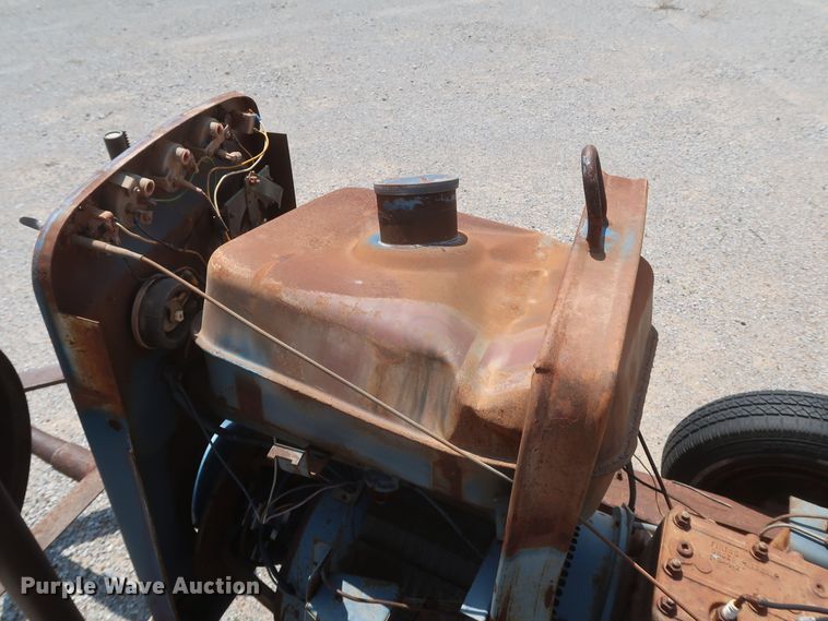 image for item DK3713 Lincoln SA-200  welder