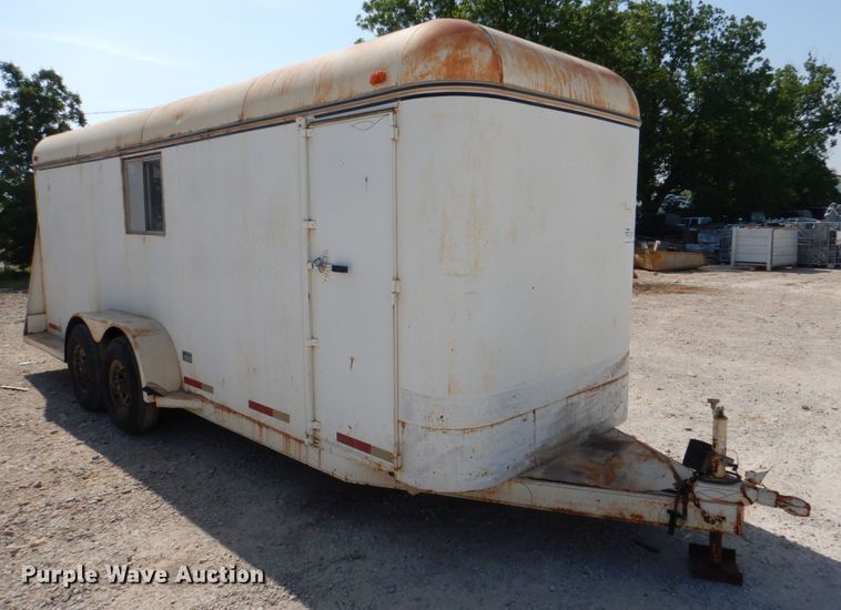 image for item DL0708 2000 Circle C  enclosed cargo trailer