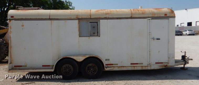 image for item DL0708 2000 Circle C  enclosed cargo trailer