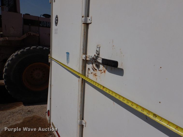 image for item DL0708 2000 Circle C  enclosed cargo trailer