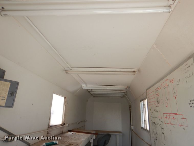 image for item DL0708 2000 Circle C  enclosed cargo trailer