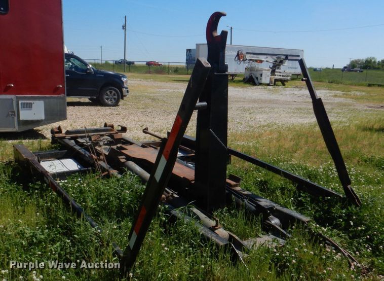 image for item DL4237 Marre  hook lift bed