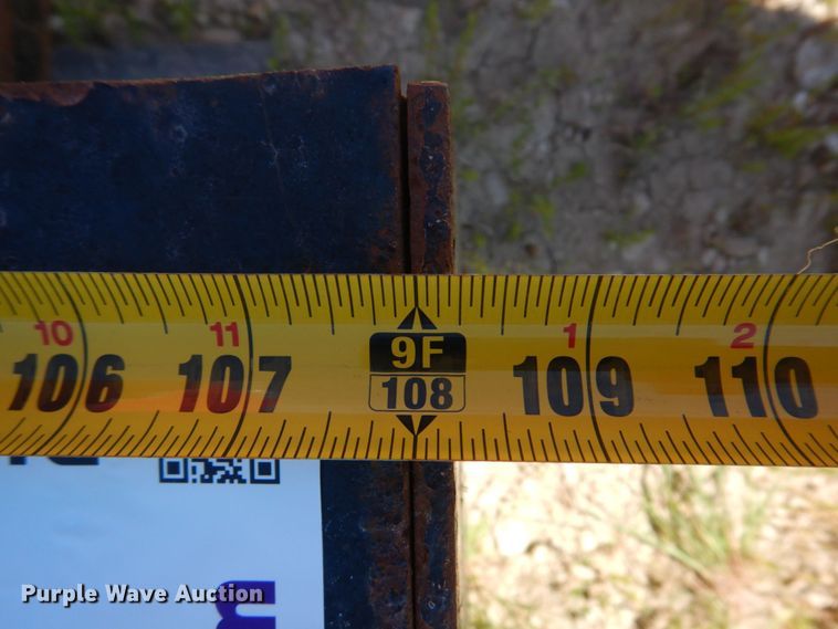 image for item DL4237 Marre  hook lift bed