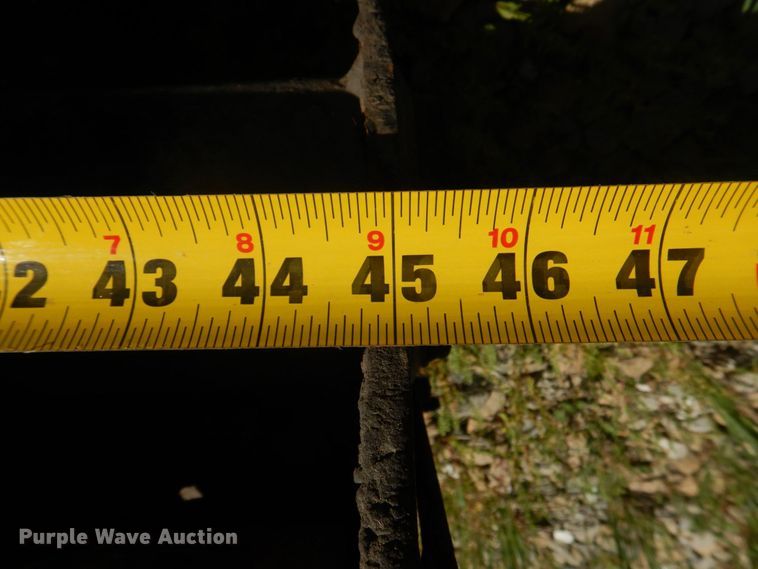 image for item DL4237 Marre  hook lift bed