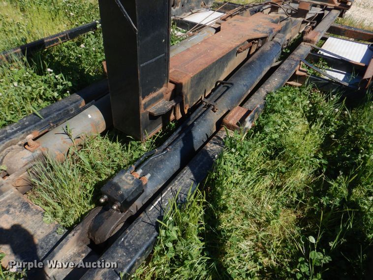 image for item DL4237 Marre  hook lift bed