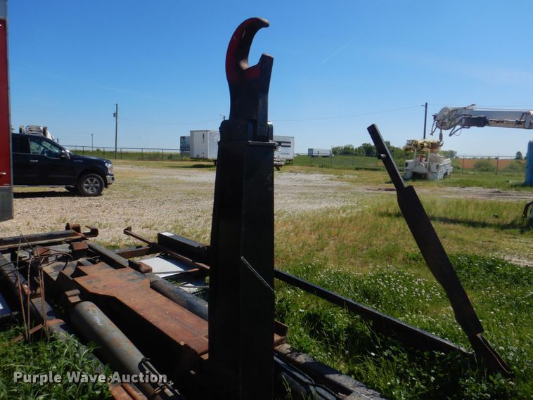 image for item DL4237 Marre  hook lift bed