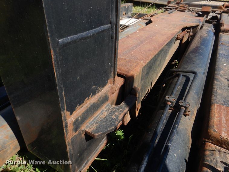 image for item DL4237 Marre  hook lift bed