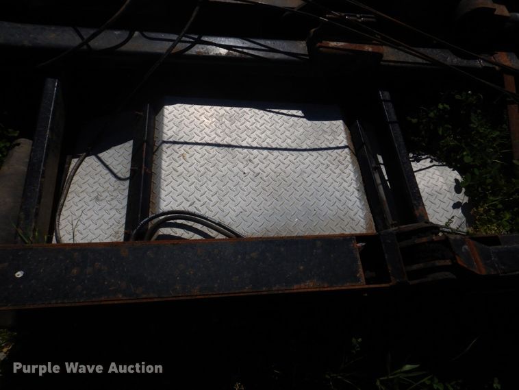 image for item DL4237 Marre  hook lift bed