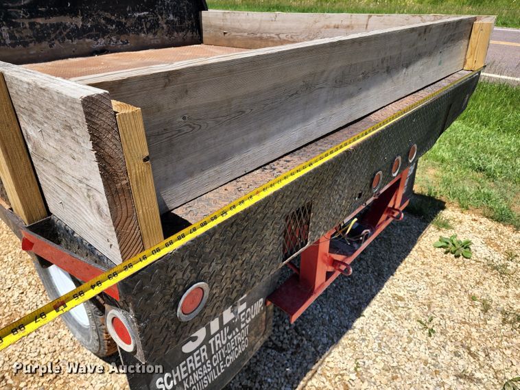 image for item DL6522 1985 Chevrolet K10  flatbed pickup truck