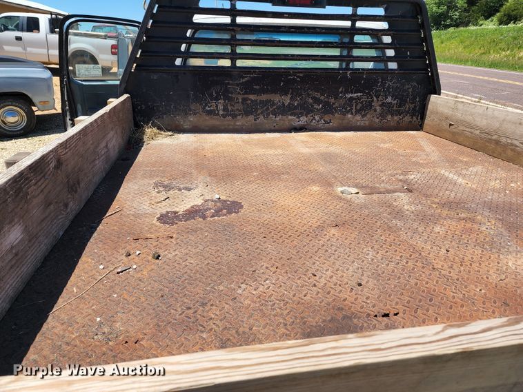 image for item DL6522 1985 Chevrolet K10  flatbed pickup truck